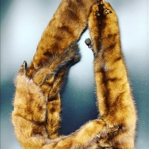 RARE VINTAGE  MINK STOLE